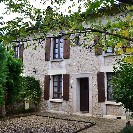 Les Bruyeres B&B Montbron Экстерьер фото