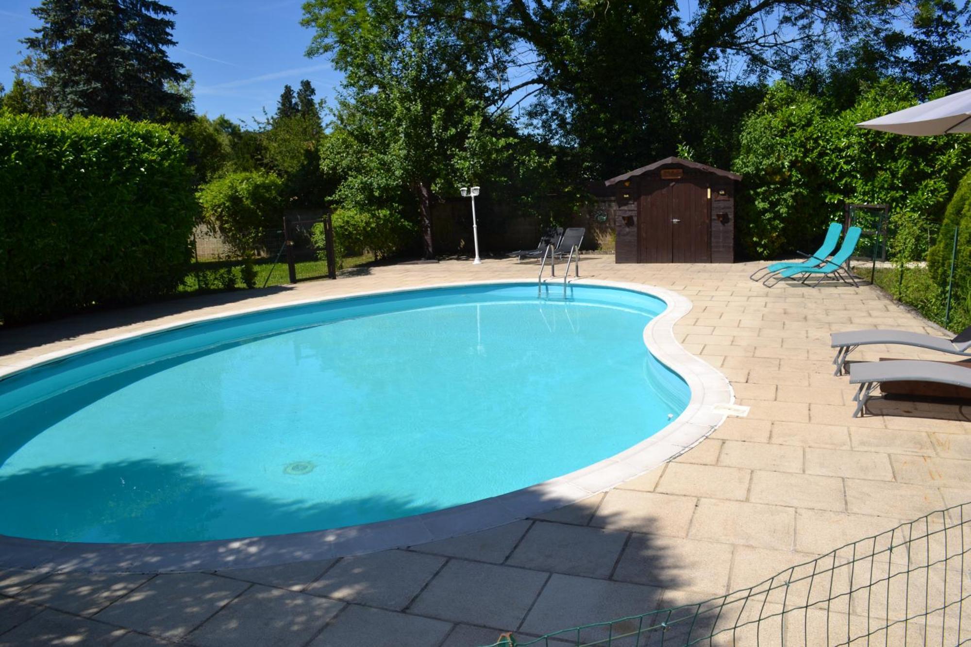 Les Bruyeres B&B Montbron Экстерьер фото